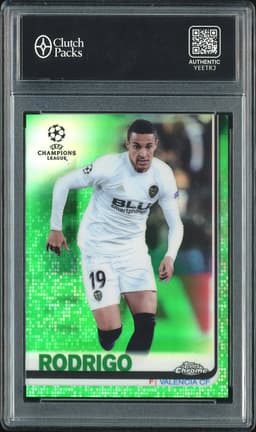 2018 Topps Chrome UEFA Champions League Rodrigo #60 Green Refractor /99