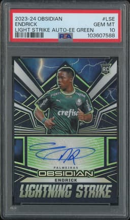 2023-24 Obsidian Lightning Strike Endrick #LS-E Green Autograph /5 PSA 10