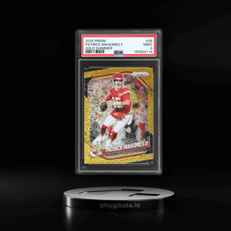 2025 Panini Prizm Gold Shimmer Prizm Patrick Mahomes II #26 3/10 PSA 9