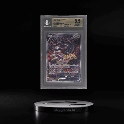 2022 Pokemon Sword and Shield Lost Abyss Japanese Giratina V #111 BGS 9.5