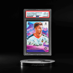 2019 Panini Chronicles Pitch Kings Rookie I Ferran Torres #R1-2 PSA 10
