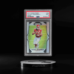 2017 Panini Prizm Prizm Patrick Mahomes II #269 PSA 9