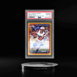 2024 Topps Chrome Rookie Autograph Gold Wave Refractor Drake Maye #RADMA 39/50 PSA 10
