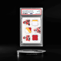 2018 Panini Flawless Triple Patches Silver Patrick Mahomes Ii/Travis Kelce/Tyreek Hill #TP-KC 4/10 PSA 8