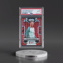 2018 Panini Prizm World Cup #154 Cristiano Ronaldo - Red Mosaic Prizm (PSA 10 GEM MINT)