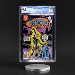 Detective Comics #469 CGC 9.8 White Pages (DC Comics, 5/77) - Universal