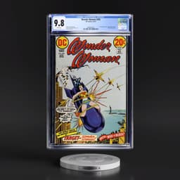 Wonder Woman #205 CGC 9.8 White Pages (DC Comics, 3-4/73) - Universal