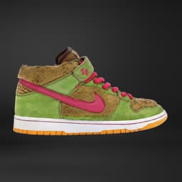 Nike SB Dunk Mid Mama Bear - Size 9.5