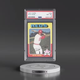 1975 Topps #320 Pete Rose (PSA 8 NM-MT)