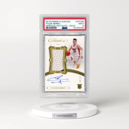 2019 Panini Flawless Vertical Patch Autographs #VPTHR Tyler Herro - Gold (PSA 9 MINT)