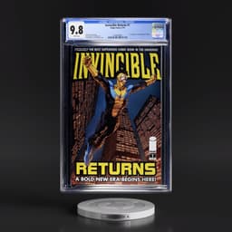 Invincible Returns #1 CGC 9.8 White Pages (Image Comics, 4/10) - Universal